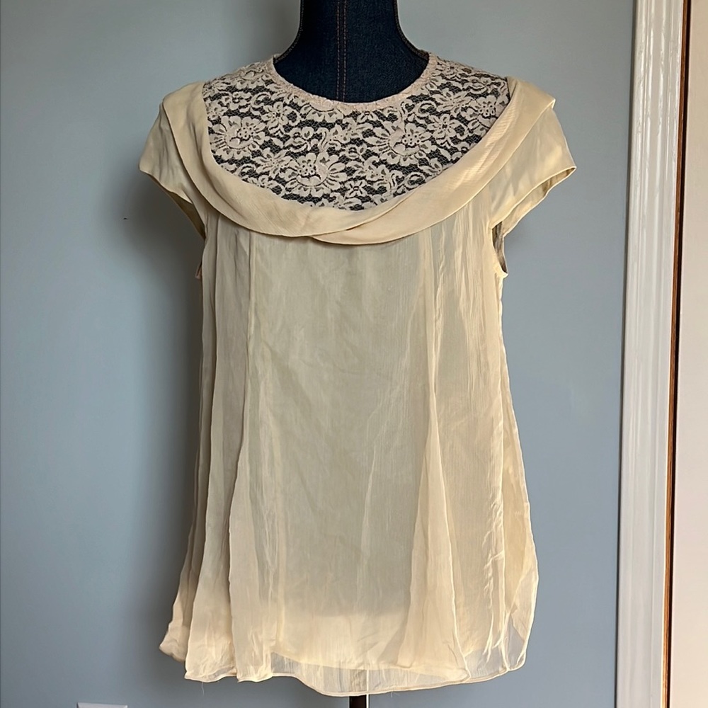 Nanette lepope silk cream blouse size 8